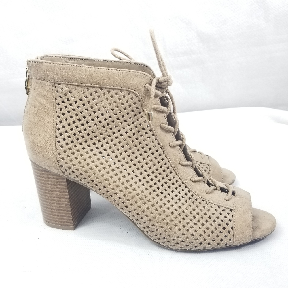 Liz Claiborne Womens Tan Open Toe Lace‎ Up Block He